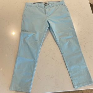 Penguin Light-Weight Chino. Slim fit. 38x32. Soft Blue.